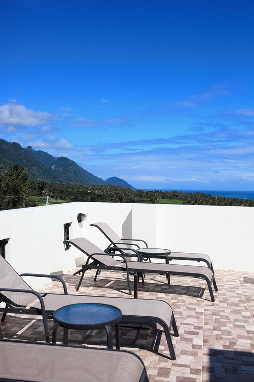 Coastline Azure B&B Donghe Exterior foto
